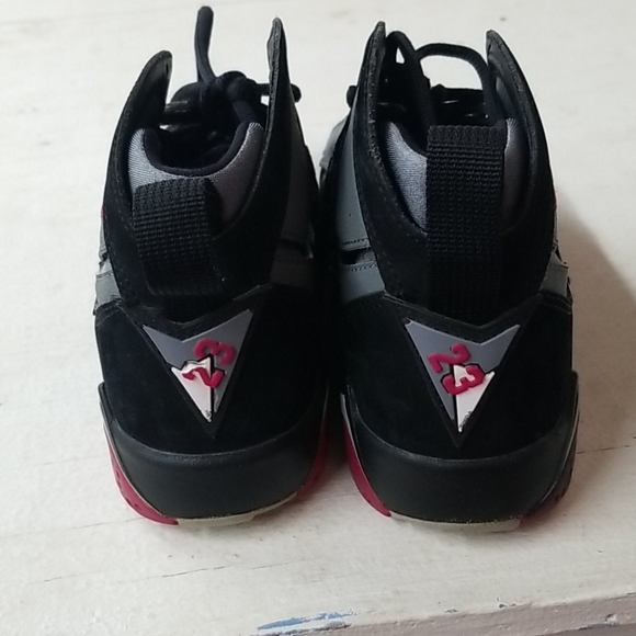 Shoes - Picture 3 of 4